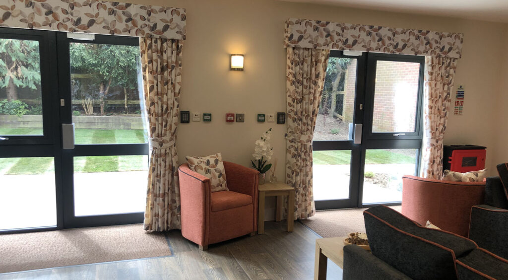 Edwina Place Lounge