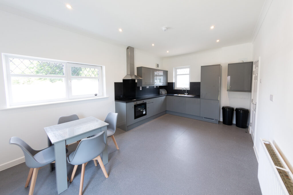 Ravenhill Bungalows Kitchen